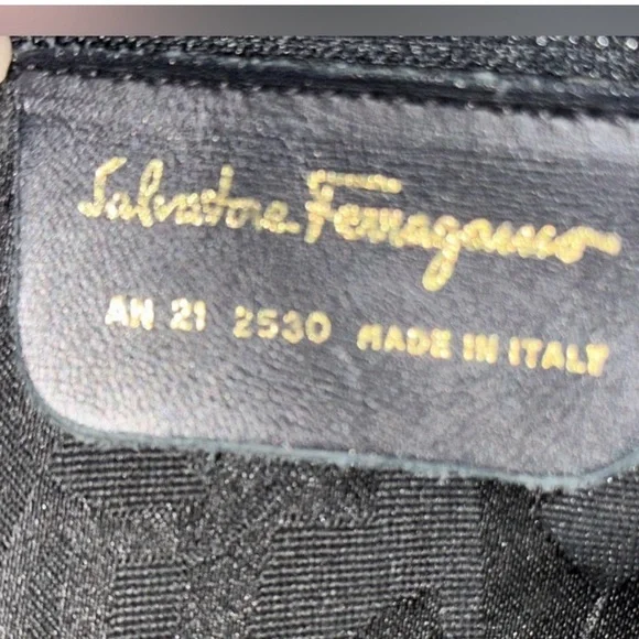 Salvatore Ferragamo Vintage Shoulder Bag Black Leather with Gold Accent - Picture 9 of 12